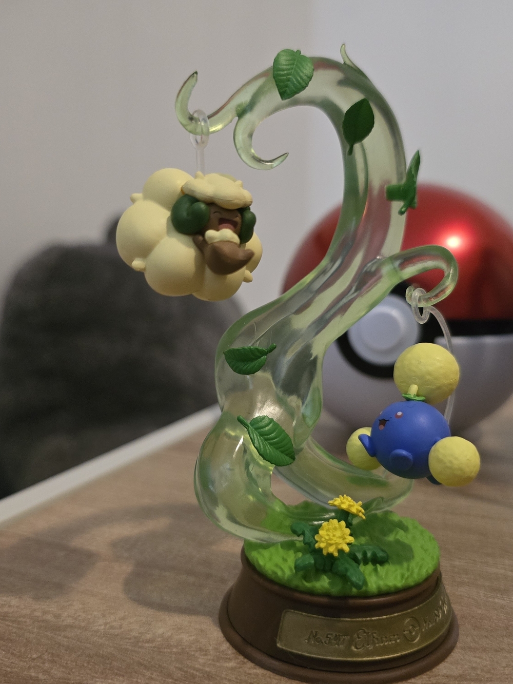 RE MENT - Swing Figurine